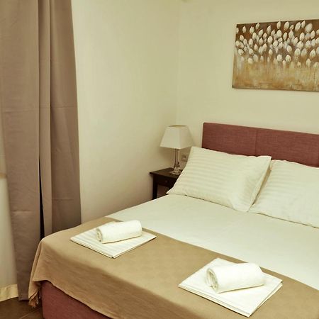 Lozna Residence Postira Esterno foto